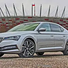 Skoda Superb jaki silnik wybrać, aby uniknąć wysokich kosztów?