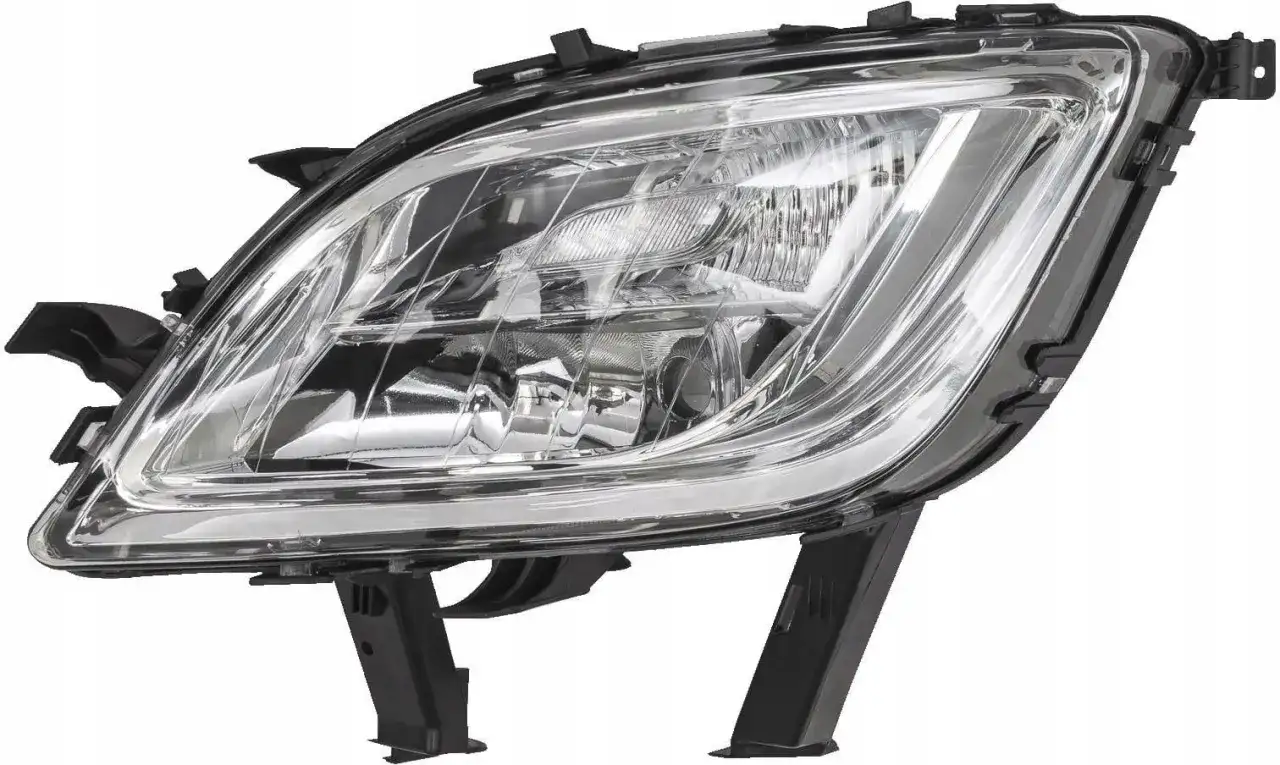 Reflektor Opel Astra J - Halogen, xenon czy naprawa? Co się opłaca?