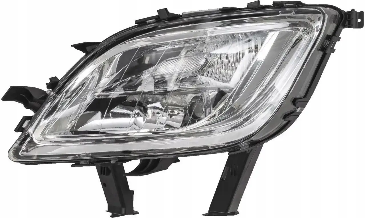 Reflektor Opel Astra J - Halogen, xenon czy naprawa? Co się opłaca?