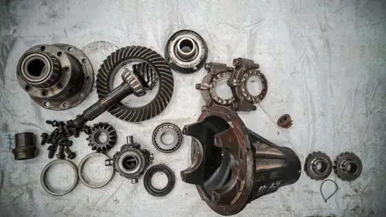 Mechanizm różnicowy - Jak działa i po czym poznać objawy zużycia?